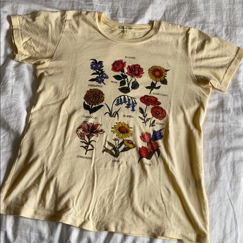 Blooms printed Tee